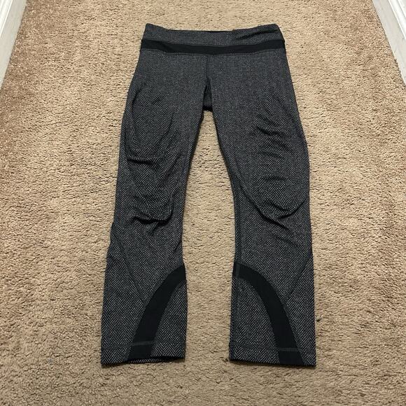 Lululemon Women's Pants Size 4 Run Inspire Crop II Luxtreme Gray Herringbone - Picture 1 of 6